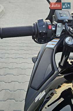 Мотоцикл Спорт-туризм Suzuki GSF 650 Bandit 2011 в 
