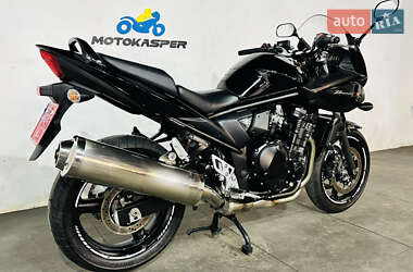 Мотоцикл Туризм Suzuki GSF 650 Bandit 2011 в 