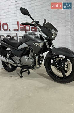 Мотоцикл Без обтекателей (Naked bike) Suzuki GSR 250 2012 в Сновске