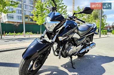 Мотоцикл Без обтікачів (Naked bike) Suzuki GSR 250 2016 в Києві