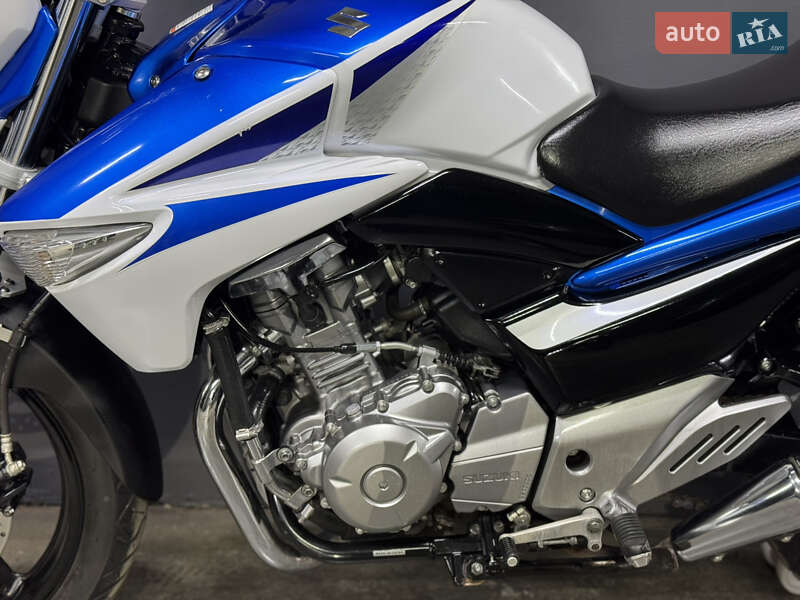 Мотоцикл Без обтекателей (Naked bike) Suzuki GSR 250 2016 в Киеве