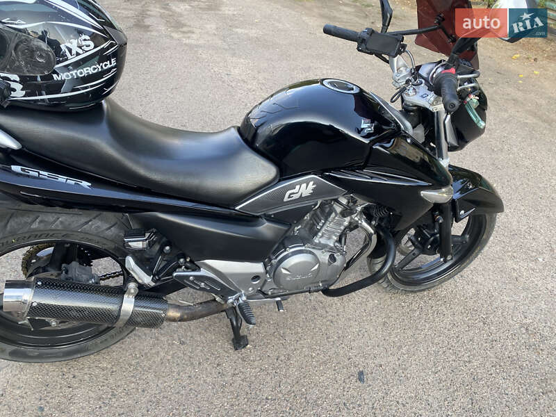 Мотоцикл Классік Suzuki GSR 250 2016 в Ямполі фото 4 Мотоцикл Классік Suzuki GSR 250 2016 в Ямполі