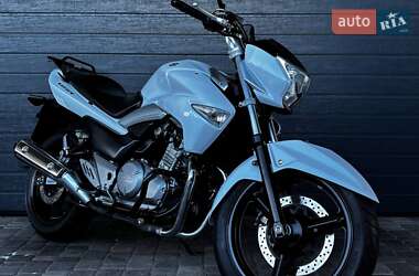 Мотоцикл Без обтекателей (Naked bike) Suzuki GSR 250 2015 в Белой Церкви