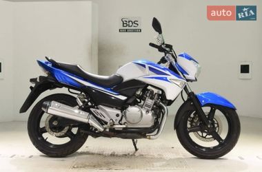 Мотоцикл Без обтекателей (Naked bike) Suzuki GSR 250 2012 в Сновске
