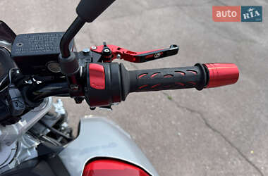 Мотоцикл Без обтекателей (Naked bike) Suzuki GSR 400 2006 в 