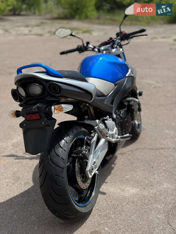 Мотоцикл Без обтекателей (Naked bike) Suzuki GSR 400 2009 в Сновске фото 5 Мотоцикл Без обтекателей (Naked bike) Suzuki GSR 400 2009 в Сновске