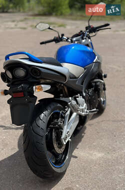 Мотоцикл Без обтекателей (Naked bike) Suzuki GSR 400 2009 в 