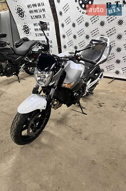 Мотоцикл Без обтекателей (Naked bike) Suzuki GSR 400 2014 в 
