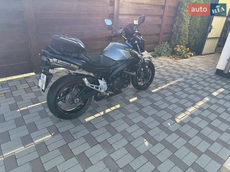 Мотоцикл Без обтікачів (Naked bike) Suzuki GSR 400 2010 в Києві