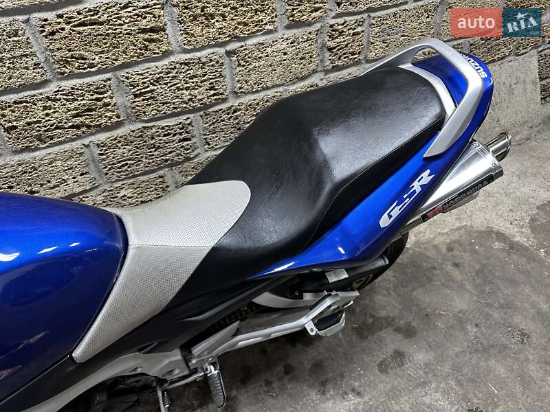 Мотоцикл Без обтекателей (Naked bike) Suzuki GSR 400 2007 в Одессе фото 5 Мотоцикл Без обтекателей (Naked bike) Suzuki GSR 400 2007 в Одессе