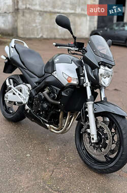 Мотоцикл Без обтекателей (Naked bike) Suzuki GSR 400 2007 в Сновске