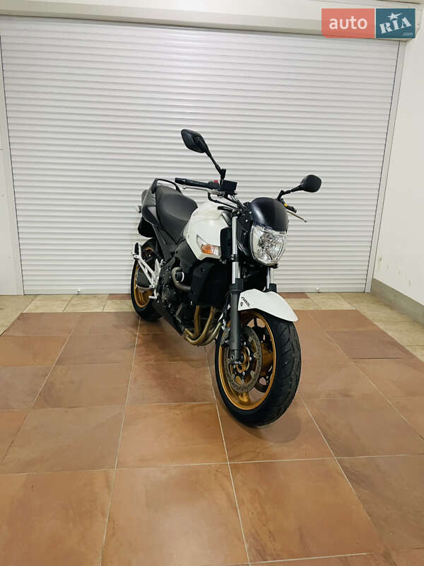 Мотоцикл Без обтікачів (Naked bike) Suzuki GSR 600 2010 в Києві
