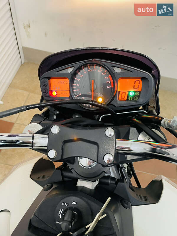 Мотоцикл Без обтікачів (Naked bike) Suzuki GSR 600 2010 в Києві