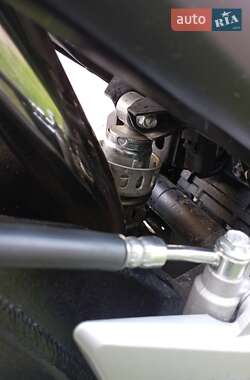 Мотоцикл Без обтекателей (Naked bike) Suzuki GSR 600 2007 в 