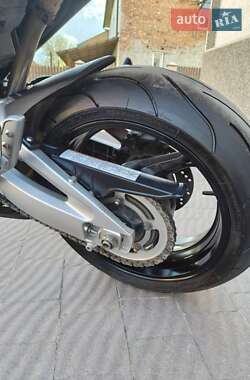 Мотоцикл Спорт-туризм Suzuki GSR 600 2006 в 