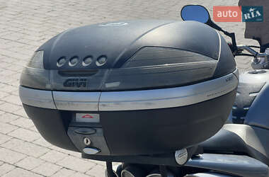 Мотоцикл Без обтекателей (Naked bike) Suzuki GSR 600 2006 в 