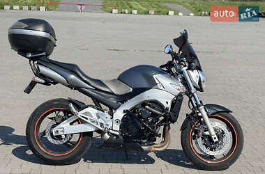 Мотоцикл Без обтекателей (Naked bike) Suzuki GSR 600 2006 в 