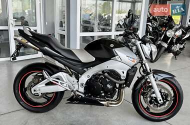 Мотоцикл Без обтекателей (Naked bike) Suzuki GSR 600 2007 в 