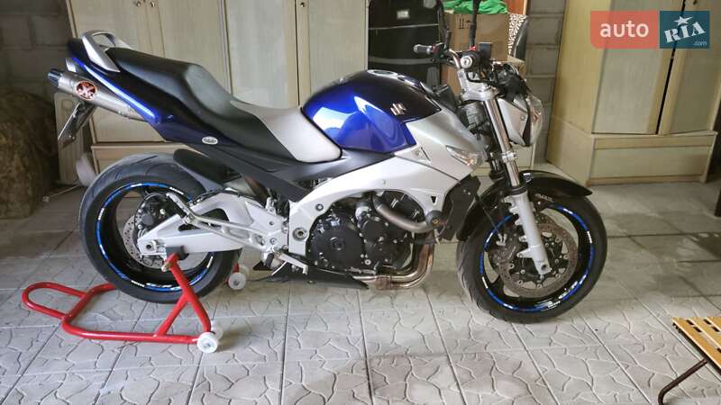 Мотоцикл Без обтекателей (Naked bike) Suzuki GSR 600 2008 в Богуславе