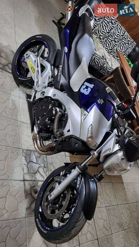 Мотоцикл Без обтекателей (Naked bike) Suzuki GSR 600 2008 в Богуславе