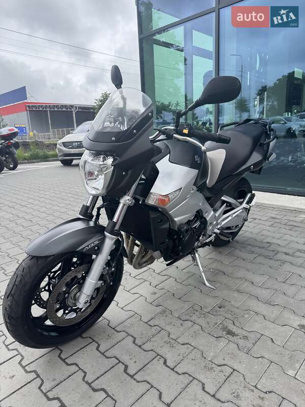Мотоцикл Без обтекателей (Naked bike) Suzuki GSR 600 2007 в Ровно