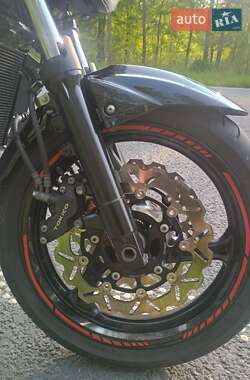 Мотоцикл Без обтекателей (Naked bike) Suzuki GSR 600 2008 в 