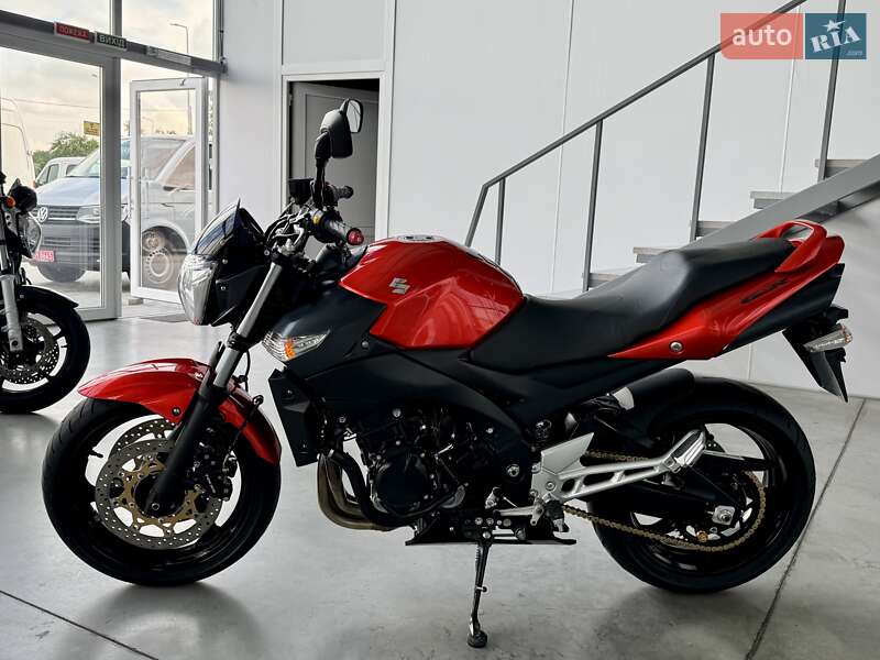 Мотоцикл Без обтекателей (Naked bike) Suzuki GSR 600 2008 в Хмельницком