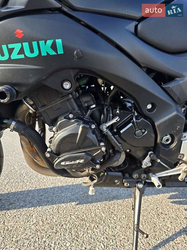 Мотоцикл Без обтекателей (Naked bike) Suzuki GSR 600 2007 в Львове