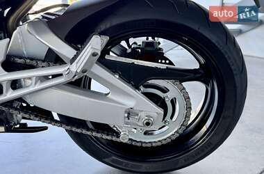Мотоцикл Без обтекателей (Naked bike) Suzuki GSR 600 2006 в 