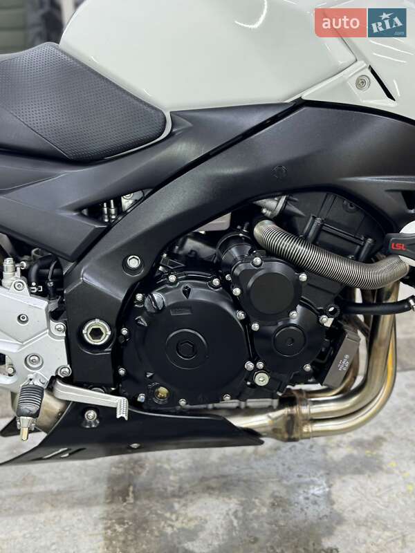 Мотоцикл Без обтекателей (Naked bike) Suzuki GSR 600 2010 в Измаиле