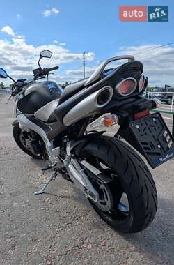 Мотоцикл Без обтекателей (Naked bike) Suzuki GSR 600 2007 в 