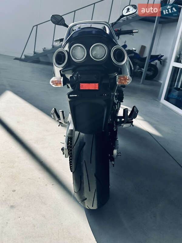 Мотоцикл Без обтекателей (Naked bike) Suzuki GSR 600 2007 в Хмельницком фото 4 Мотоцикл Без обтекателей (Naked bike) Suzuki GSR 600 2007 в Хмельницком