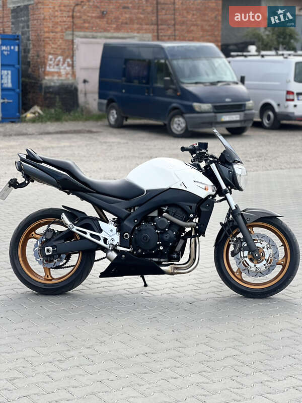 Мотоцикл Без обтекателей (Naked bike) Suzuki GSR 600 2010 в Коломые фото 2 Мотоцикл Без обтекателей (Naked bike) Suzuki GSR 600 2010 в Коломые