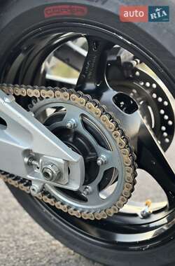 Мотоцикл Без обтекателей (Naked bike) Suzuki GSR 600 2007 в 