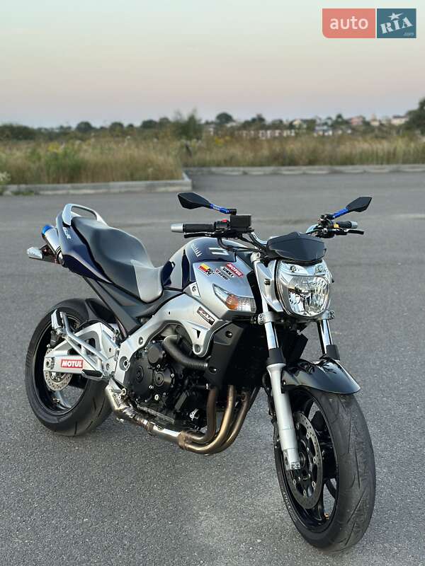 Мотоцикл Без обтекателей (Naked bike) Suzuki GSR 600 2007 в 