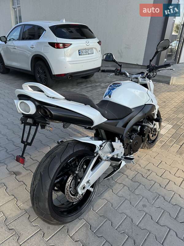 Мотоцикл Без обтекателей (Naked bike) Suzuki GSR 600 2008 в Ровно