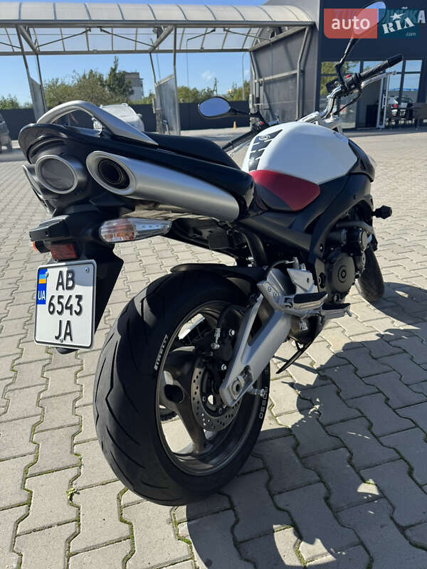 Мотоцикл Без обтекателей (Naked bike) Suzuki GSR 600 2007 в Летичеве