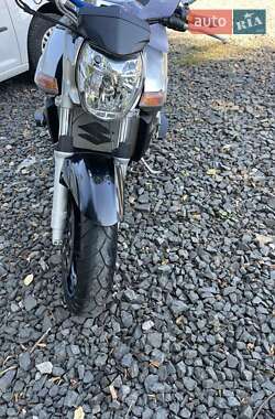 Мотоцикл Спорт-туризм Suzuki GSR 600 2006 в 