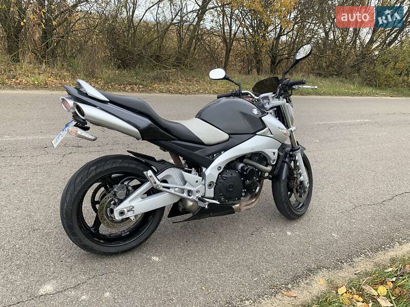 Suzuki GSR 600 2007 Suzuki GSR 600 2007