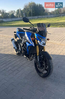 Мотоцикл Спорт-туризм Suzuki GSR 750 2015 в 
