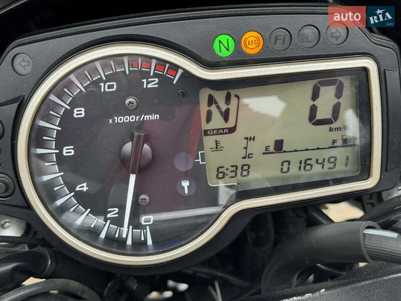 Мотоцикл Без обтекателей (Naked bike) Suzuki GSR 750 2013 в Сновске