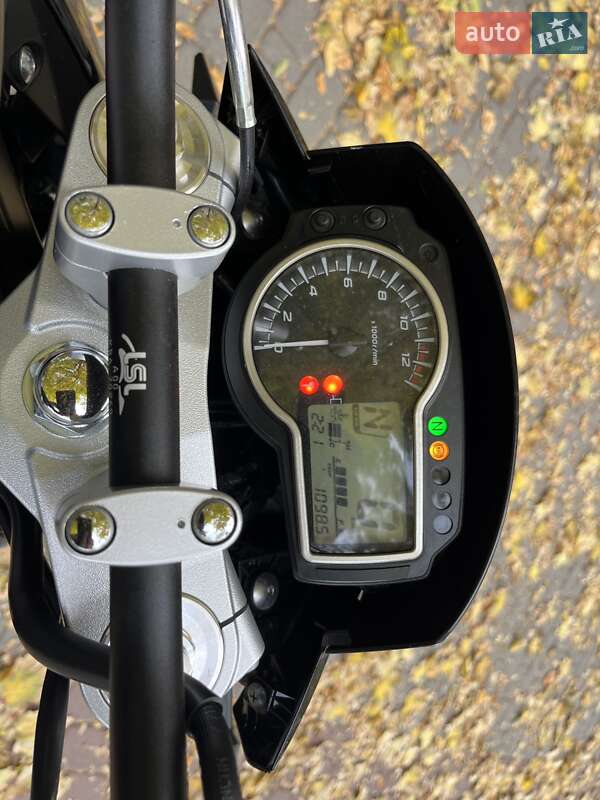 Спортбайк Suzuki GSR 750 2012 в Запорожье фото 8 Спортбайк Suzuki GSR 750 2012 в Запорожье