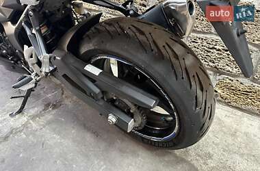 Мотоцикл Без обтікачів (Naked bike) Suzuki GSR 750 2013 в  фото 6 Мотоцикл Без обтікачів (Naked bike) Suzuki GSR 750 2013 в