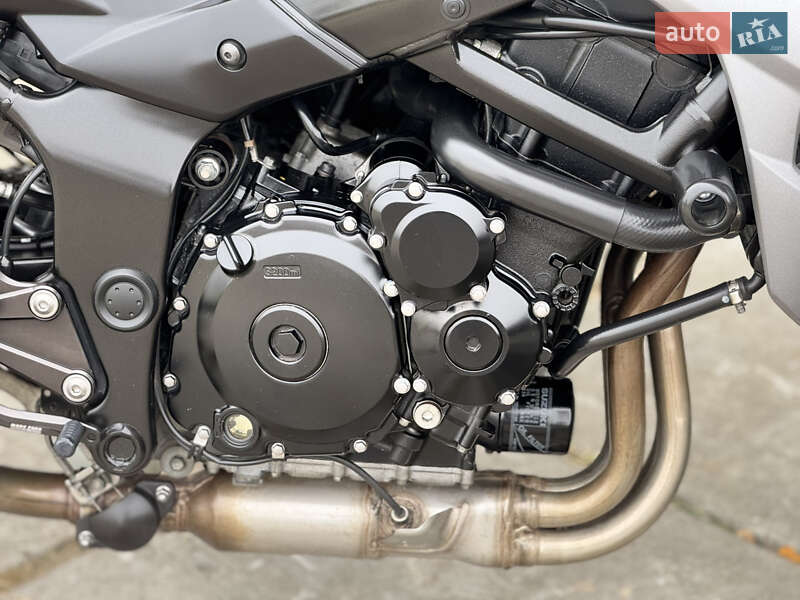 Мотоцикл Без обтекателей (Naked bike) Suzuki GSR 750 2012 в Львове фото 9 Мотоцикл Без обтекателей (Naked bike) Suzuki GSR 750 2012 в Львове