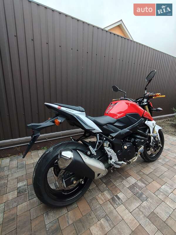 Мотоцикл Без обтекателей (Naked bike) Suzuki GSR 750 2016 в Белогородке фото 14 Мотоцикл Без обтекателей (Naked bike) Suzuki GSR 750 2016 в Белогородке
