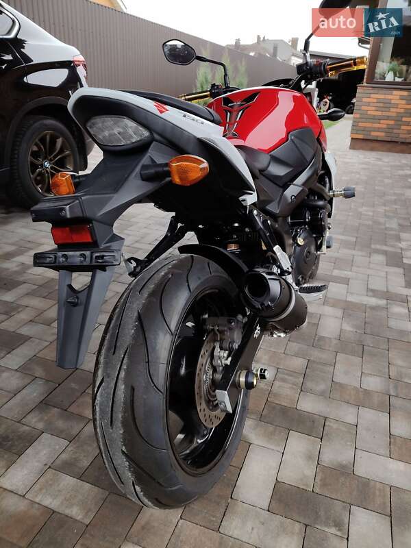 Мотоцикл Без обтекателей (Naked bike) Suzuki GSR 750 2016 в Белогородке фото 28 Мотоцикл Без обтекателей (Naked bike) Suzuki GSR 750 2016 в Белогородке