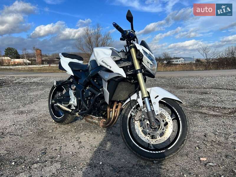 Мотоцикл Без обтекателей (Naked bike) Suzuki GSR 750 2012 в Харькове фото 4 Мотоцикл Без обтекателей (Naked bike) Suzuki GSR 750 2012 в Харькове