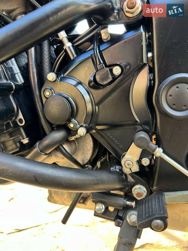 Мотоцикл Без обтекателей (Naked bike) Suzuki GSR 750 2012 в Харькове фото 19 Мотоцикл Без обтекателей (Naked bike) Suzuki GSR 750 2012 в Харькове