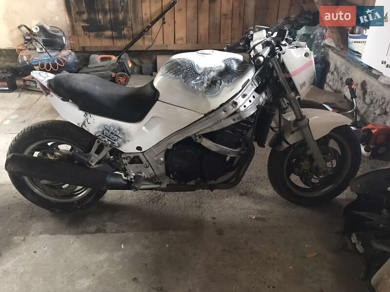 Мотоцикл Спорт-туризм Suzuki GSX 1100F 1997 в Надворной