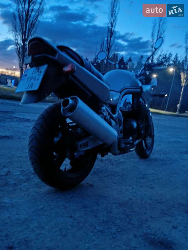 Мотоцикл Спорт-туризм Suzuki GSX 1200 1998 в Саврани